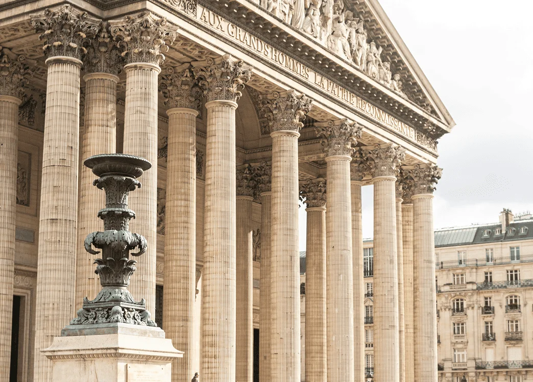 Le Panthéon Paris - Bon Voyage
